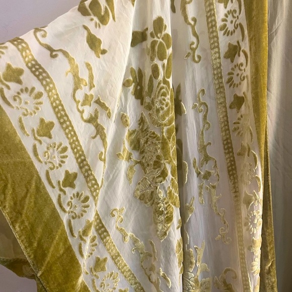 Three Bird Nest / CRUSHIN' ON YOU VELVET KIMONO onesize - Picture 8 of 12